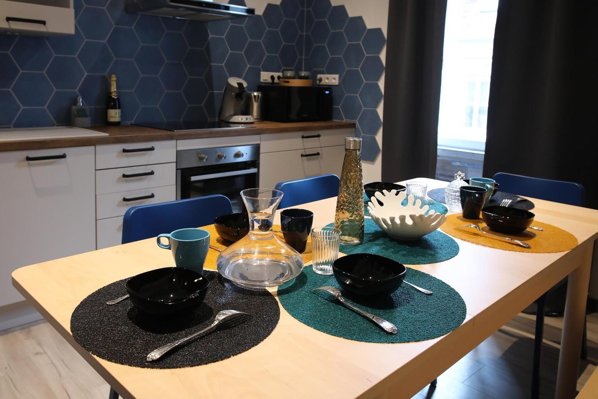 Апартаменты L'Atelier 57 - Votre Meuble Authentique ! Арбуа Экстерьер фото