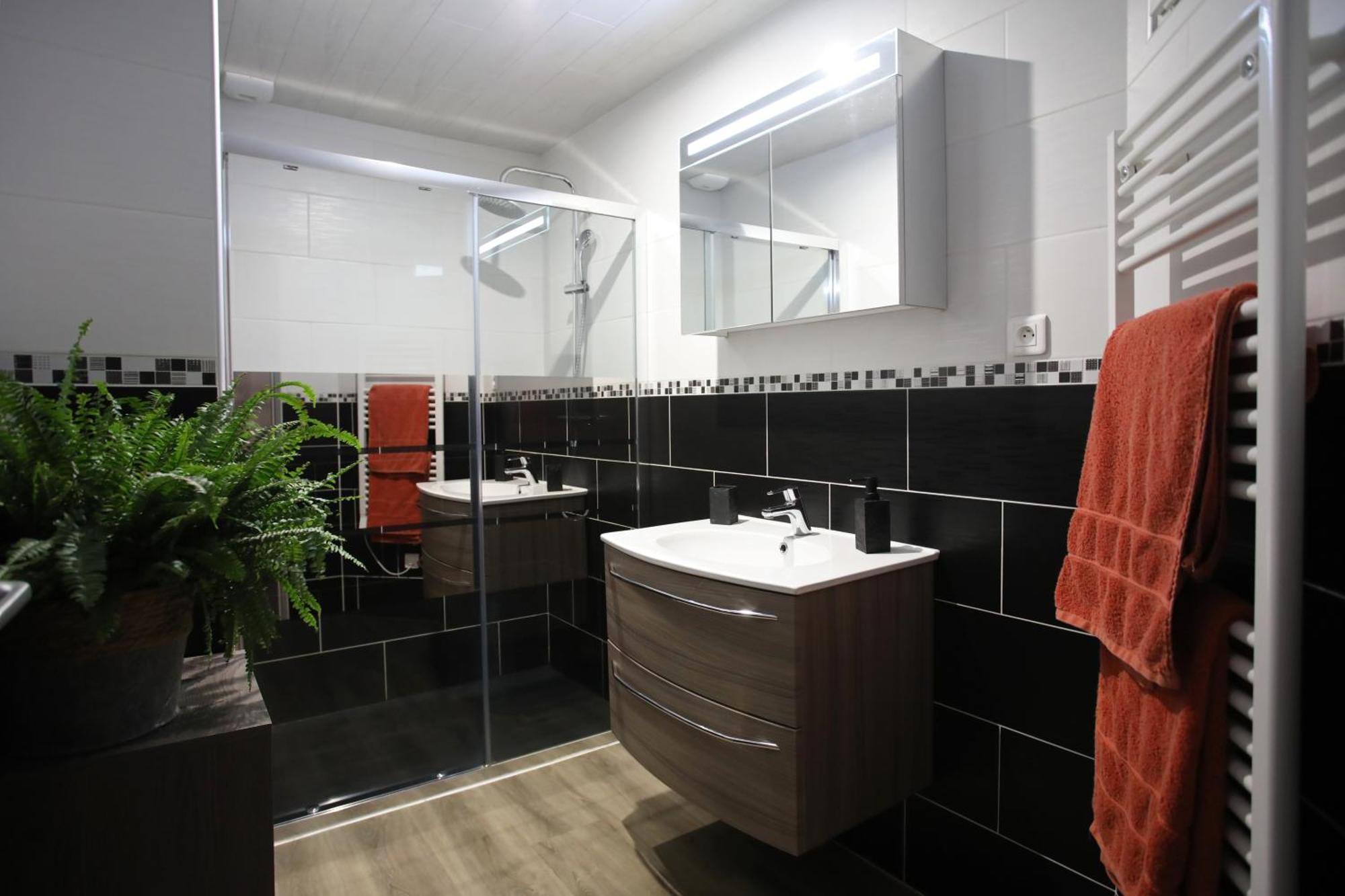 Апартаменты L'Atelier 57 - Votre Meuble Authentique ! Арбуа Экстерьер фото